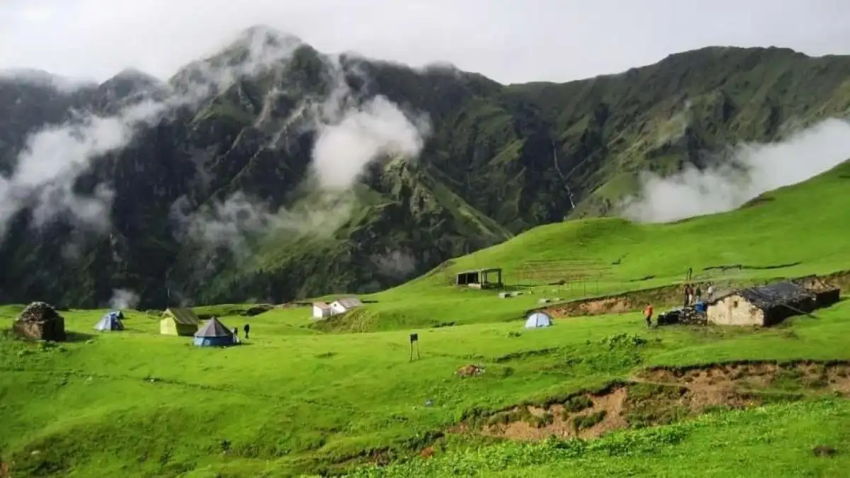 dyara bugyal trek